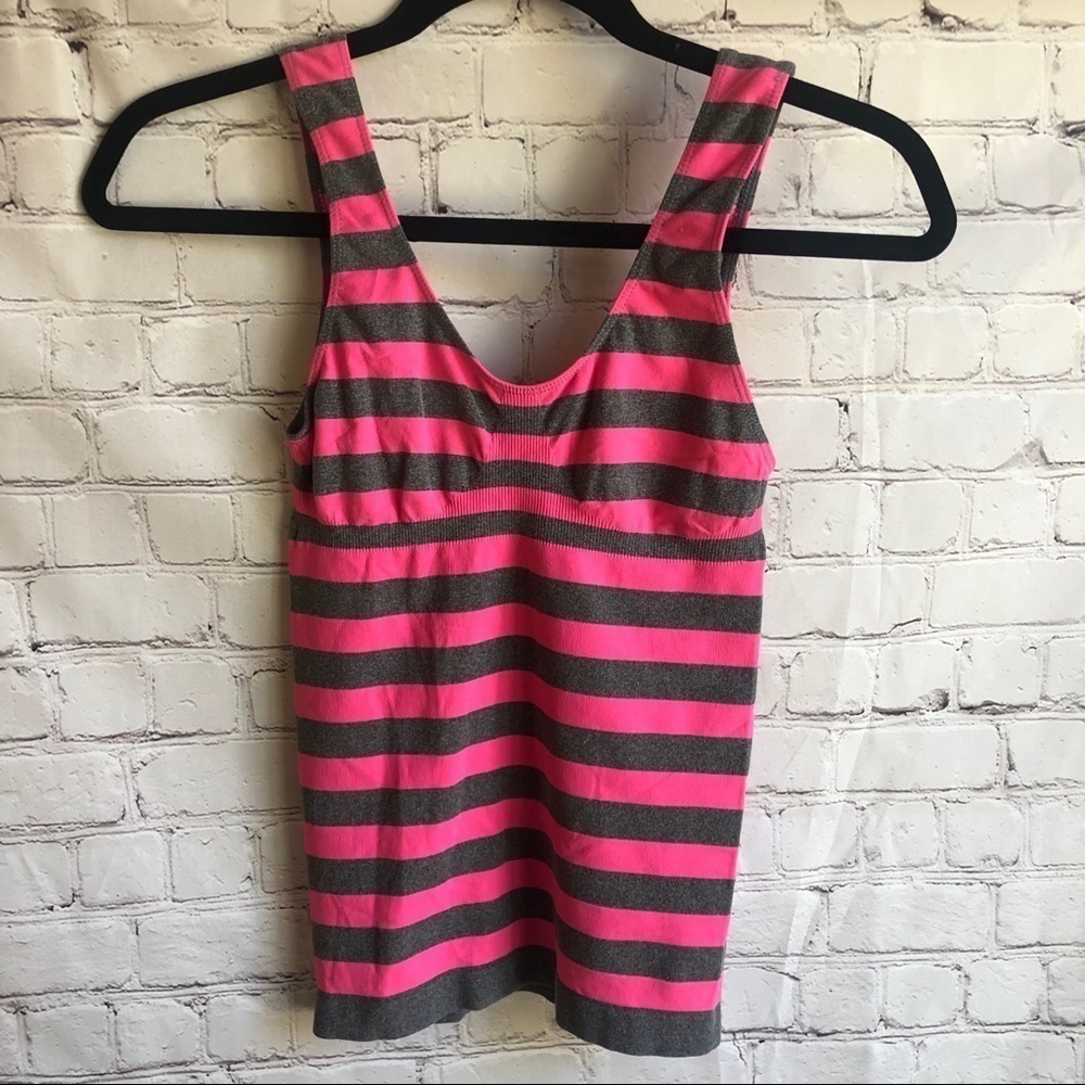 NWOT GreeNice Pink and grey stretchy tank top.